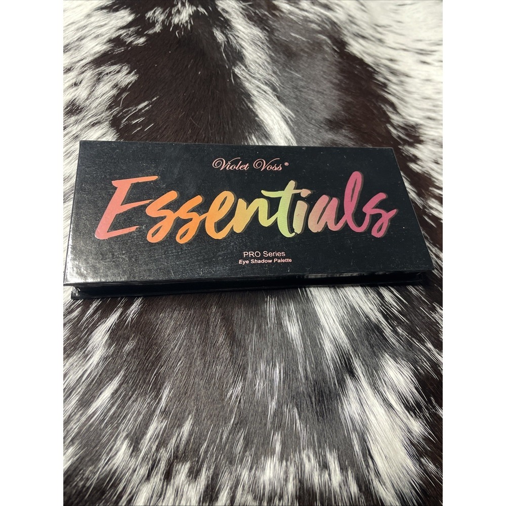 Violet Voss Essentials (1) Eyeshadow PRO Series Palette NEW